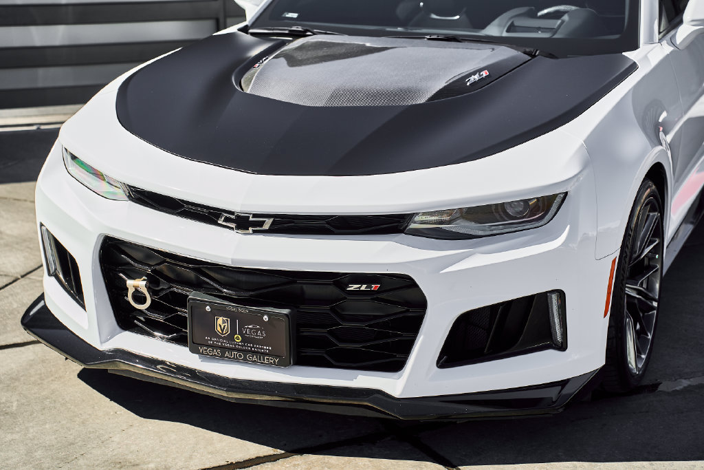 Used 2021 Chevrolet Camaro ZL1 RWD image 5