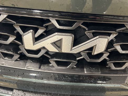 Certified 2023 Kia Sorento S image 29