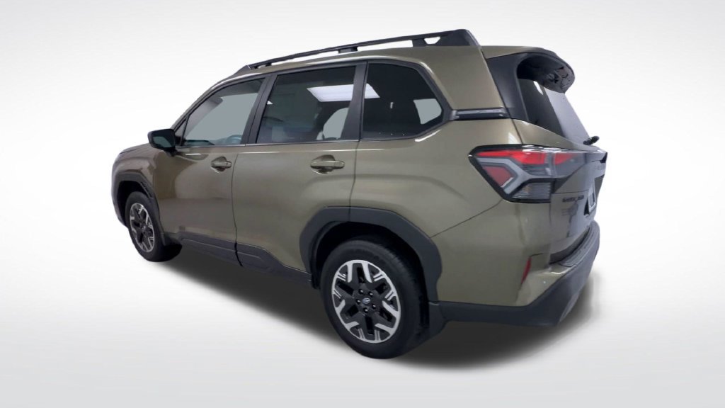 Used 2026 Subaru Forester Premium AWD/4WD image 24