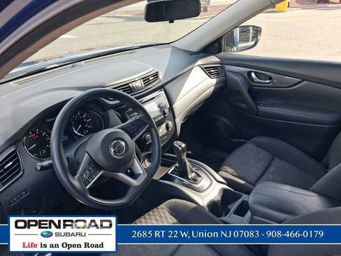 Used 2017 Nissan Rogue S w/ Appearance Package AWD/4WD image 21
