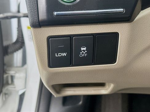 Used 2015 Honda Civic Hybrid Sedan image 15