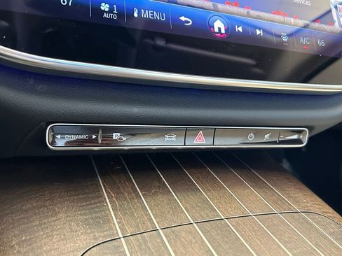 Used 2025 Mercedes-Benz E 350 4MATIC Sedan image 44