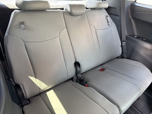 New 2026 Toyota Sienna XLE AWD/4WD image 12