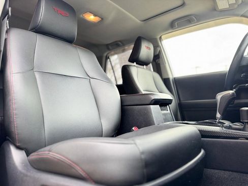 Used 2019 Toyota 4Runner TRD Off-Road Premium image 20