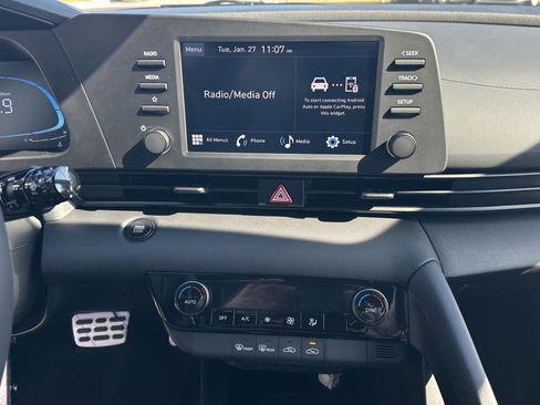 New 2026 Hyundai Elantra Sport FWD image 19