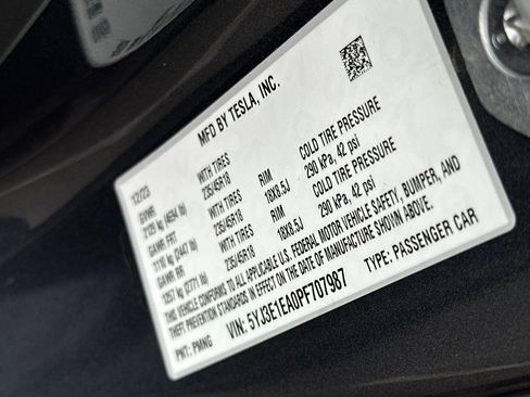 Used 2023 Tesla Model 3 Standard Range RWD image 28