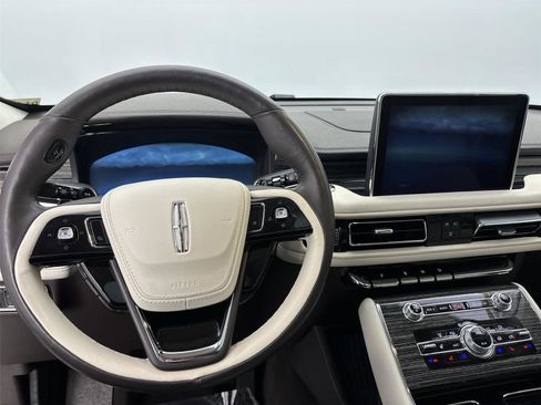 Used 2023 Lincoln Aviator Black Label w/ Dynamic Handling Package image 22