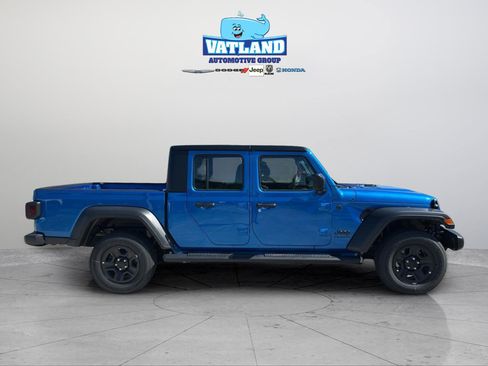 New 2026 Jeep Gladiator Sport image 6