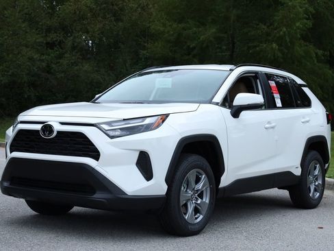 New 2025 Toyota RAV4 LE image 1