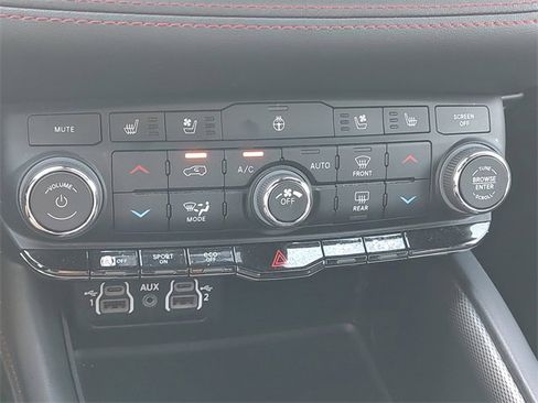 Used 2024 Dodge Durango GT image 21