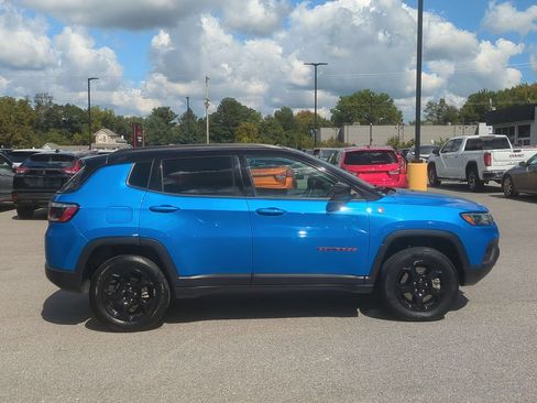 Used 2024 Jeep Compass Trailhawk AWD/4WD image 4