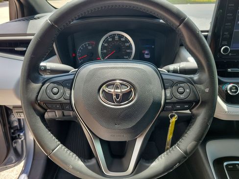 Used 2022 Toyota Corolla SE FWD image 18