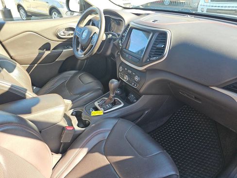 Used 2017 Jeep Cherokee Trailhawk image 27