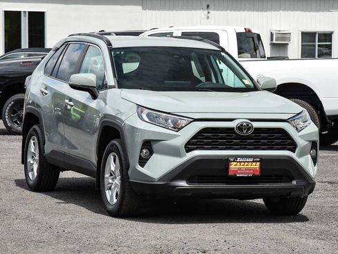 Used 2021 Toyota RAV4 XLE w/ Carpet Mat Package (TMS) AWD/4WD image 1