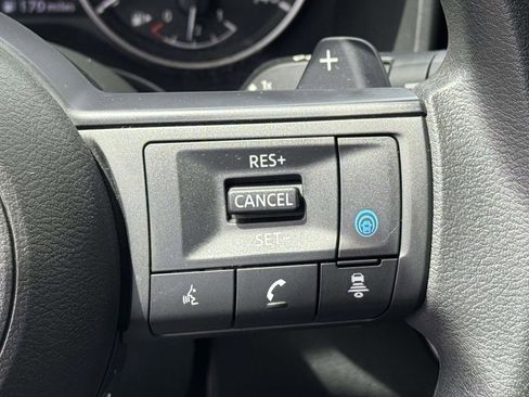 Certified 2024 Nissan Rogue SV AWD/4WD image 21