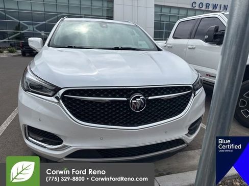 Used 2018 Buick Enclave Avenir w/ Avenir Technology Package AWD/4WD image 2
