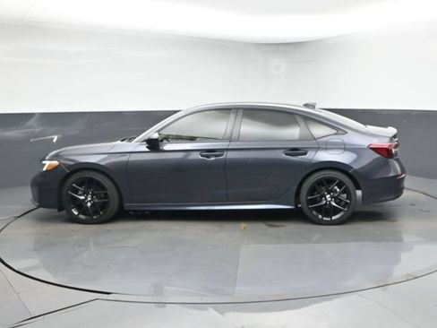 Used 2025 Honda Civic Sport image 6