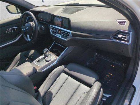 Used 2020 BMW 330i Sedan w/ Convenience Package RWD image 23