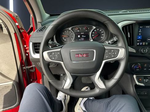 Used 2022 GMC Terrain SLE w/ Driver Convenience Package AWD/4WD image 12