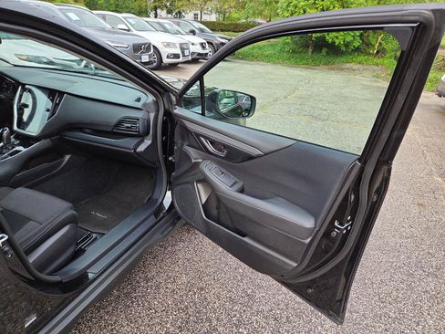 Used 2023 Subaru Outback Premium AWD/4WD image 12