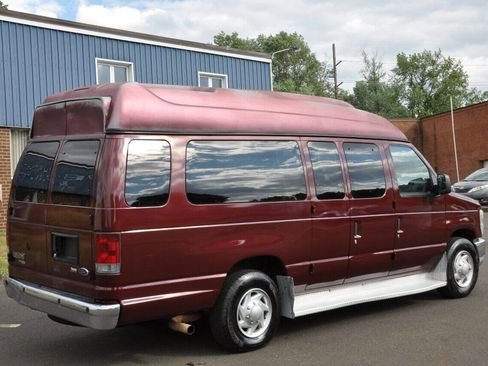 Used 2010 Ford E-350 and Econoline 350 XL image 10