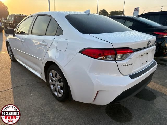 Used 2023 Toyota Corolla LE w/ Carpet Mat Package (TMS) FWD image 2