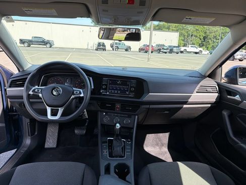 Used 2020 Volkswagen Jetta S w/ Driver Assistance Package FWD image 8