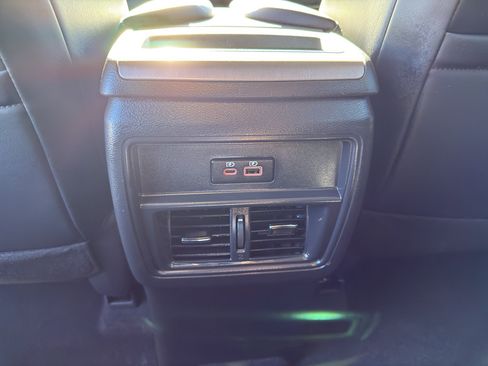 Certified 2024 Nissan Murano SV w/ SV Midnight Edition Package image 31