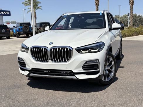 Used 2020 BMW X5 xDrive40i w/ Premium Package AWD/4WD image 3