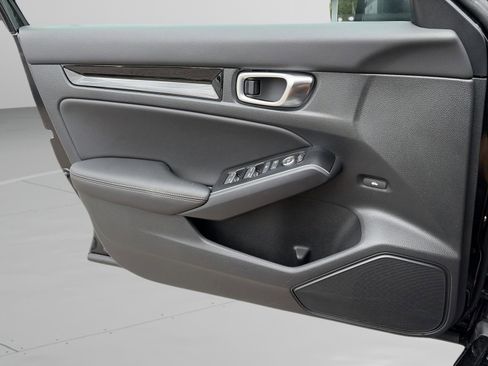 Used 2025 Honda Civic Sport Touring image 16