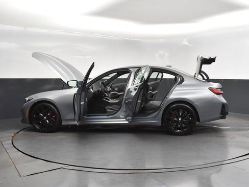 New 2026 BMW 330i Sedan w/ M Sport Package image 47