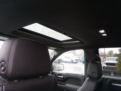 Used 2020 GMC Sierra 1500 AT4 w/ AT4 Preferred Package image 16