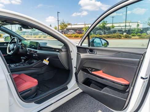 New 2026 Kia K5 GT-Line FWD image 7