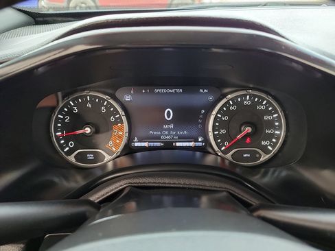Used 2021 Jeep Renegade Latitude FWD image 23