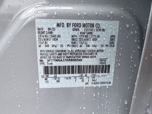 New 2025 Ford Maverick XL image 25