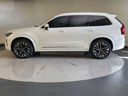 New 2026 Volvo XC90 T8 Ultra w/ Protection Package Premier AWD/4WD image 5