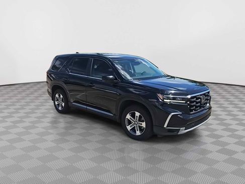 Used 2024 Honda Pilot EX-L image 2