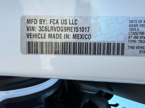 Used 2024 RAM ProMaster 2500 w/ Convenience Group FWD image 37