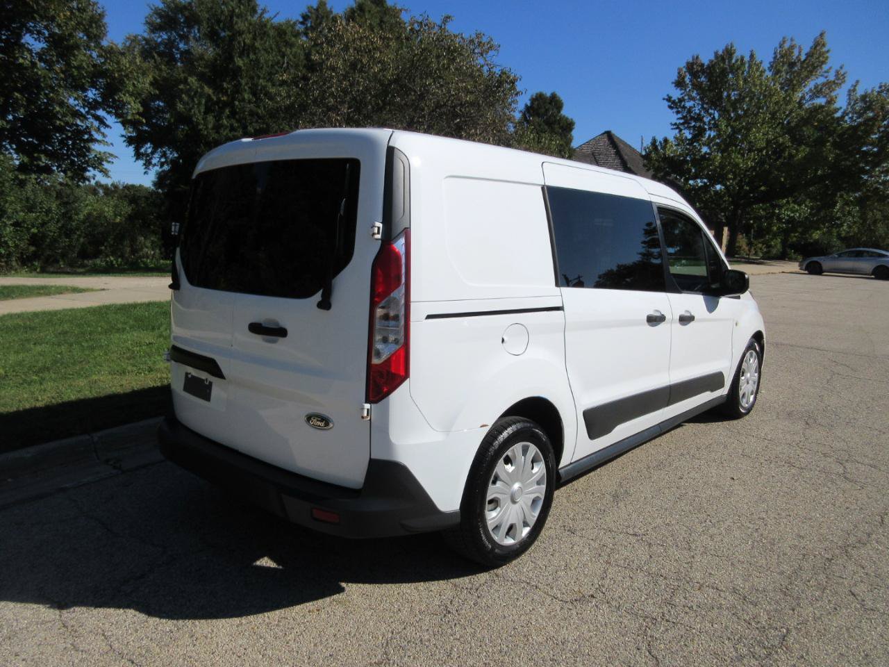 Used 2015 Ford Transit Connect XLT FWD image 9