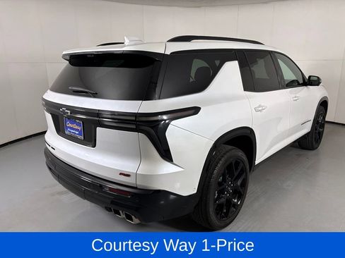 Used 2024 Chevrolet Traverse RS w/ LPO, Floor Liner Package AWD/4WD image 11
