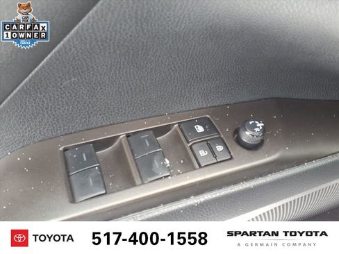Used 2024 Toyota Camry SE image 14