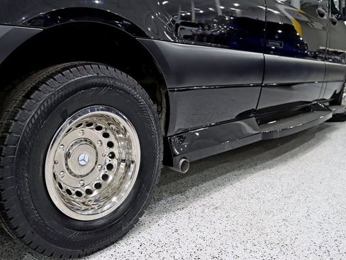 Used 2024 Mercedes-Benz Sprinter 3500 image 11