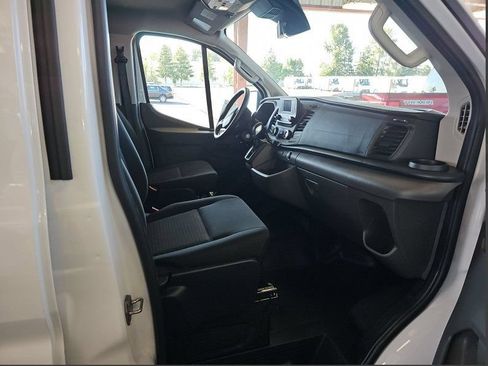Certified 2025 Ford Transit 250 Low Roof w/ Exterior Upgrade Package RWD image 9