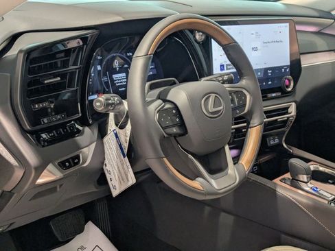 New 2026 Lexus RX 350h image 3