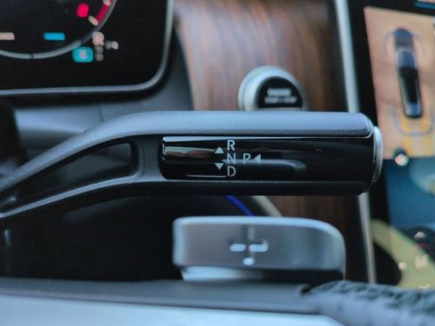 Certified 2025 Mercedes-Benz GLC 300 4MATIC image 19