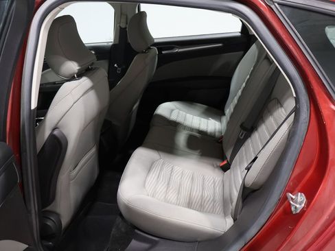 Used 2016 Ford Fusion S w/ Equipment Group 101A image 17