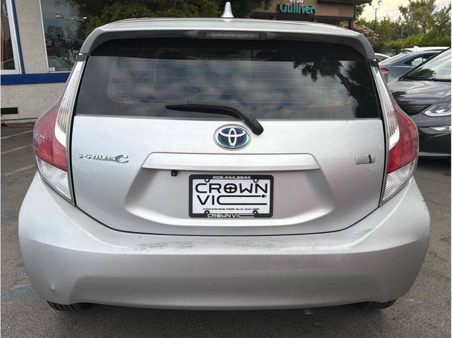 Used 2016 Toyota Prius C One FWD image 22