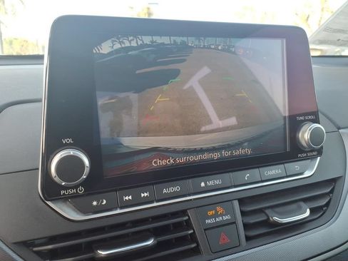 Certified 2023 Nissan Altima 2.5 SR FWD image 27