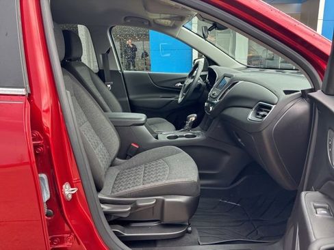 Used 2024 Chevrolet Equinox LT w/ LPO, Floor Liner Package image 21
