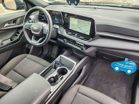 Used 2025 Chevrolet Equinox LT image 20